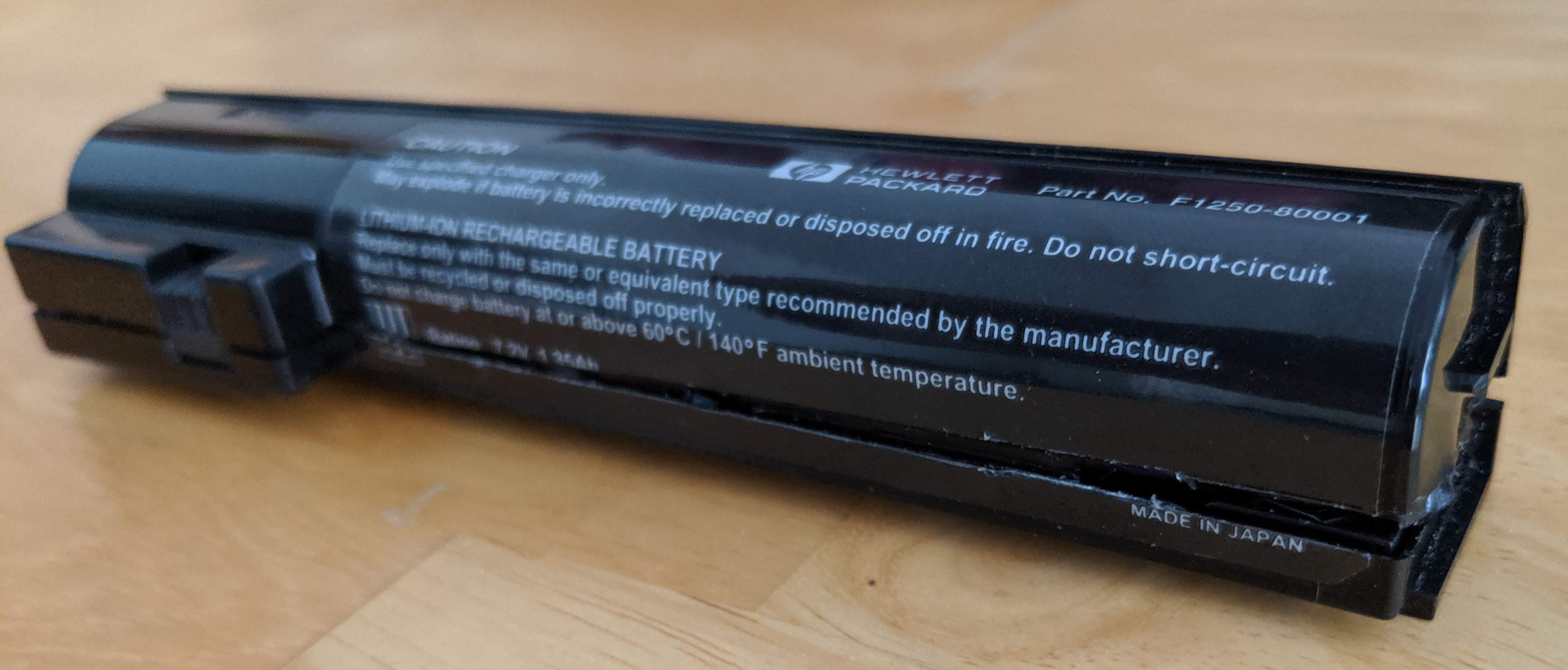 hp660lx_battery_together.jpg