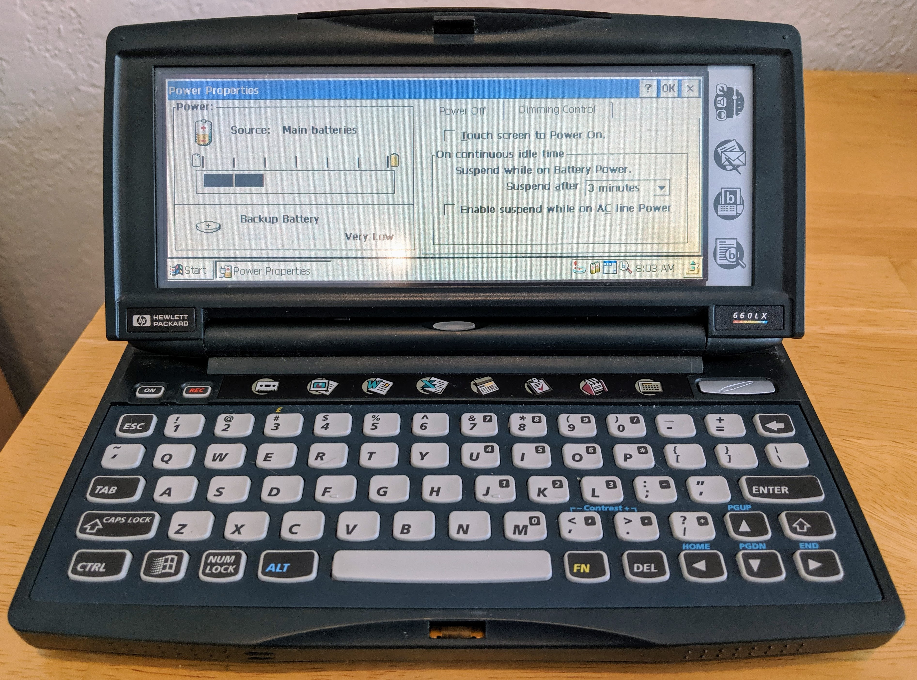 hp660lx_running_on_new_batteries.jpg